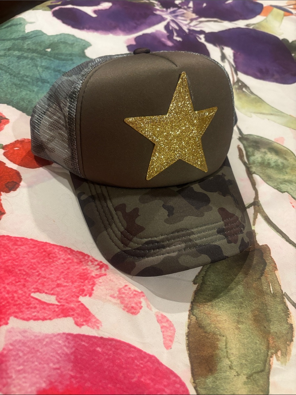 Women’s Camo Trucker Hat with Gold Glitter Star